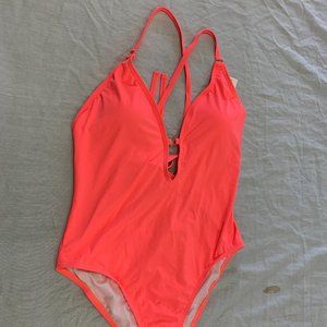 ❄️  NWT EMERALD BAY WOMENS ONE PIECE PLUNGING SWIMSUIT SIZE 12  ❄️